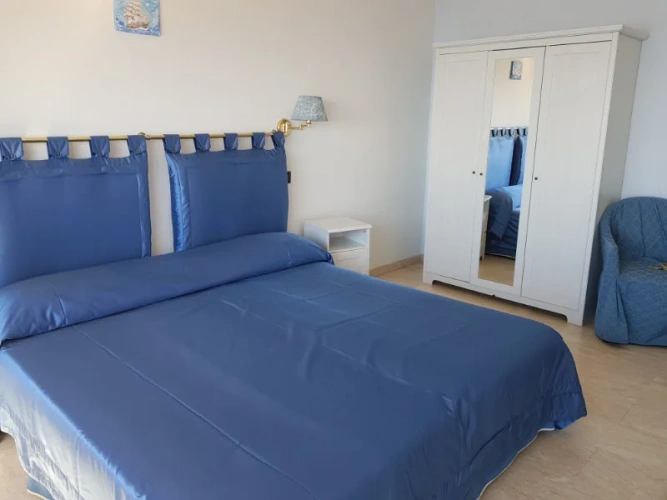 Double room with balcony and with sea view