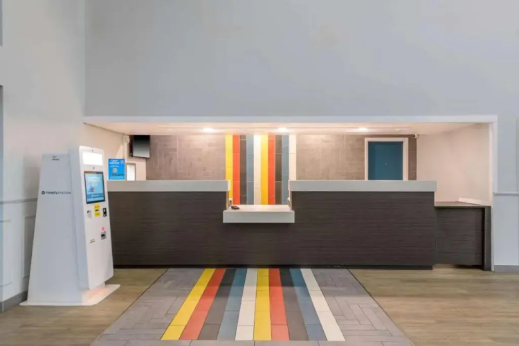 Motel 6 Ocala, FL - Conference Center