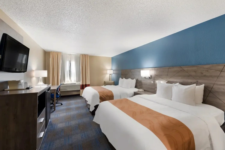 Standard Quadruple room