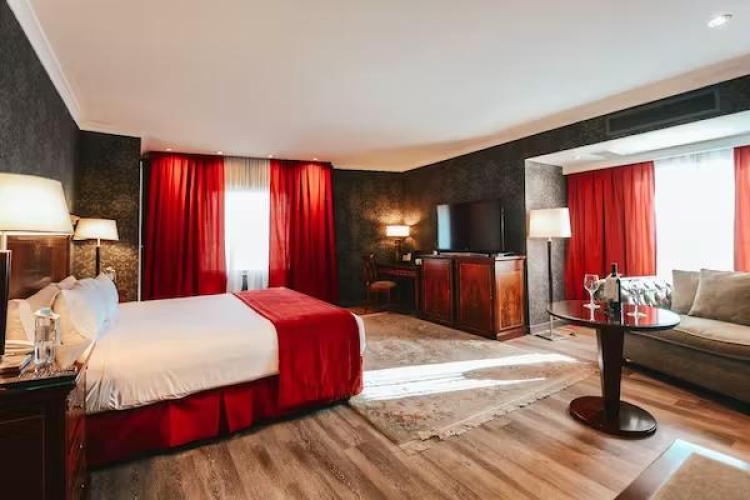 Presidential Double Suite