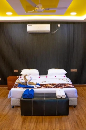 Family Quadruple room with balcony