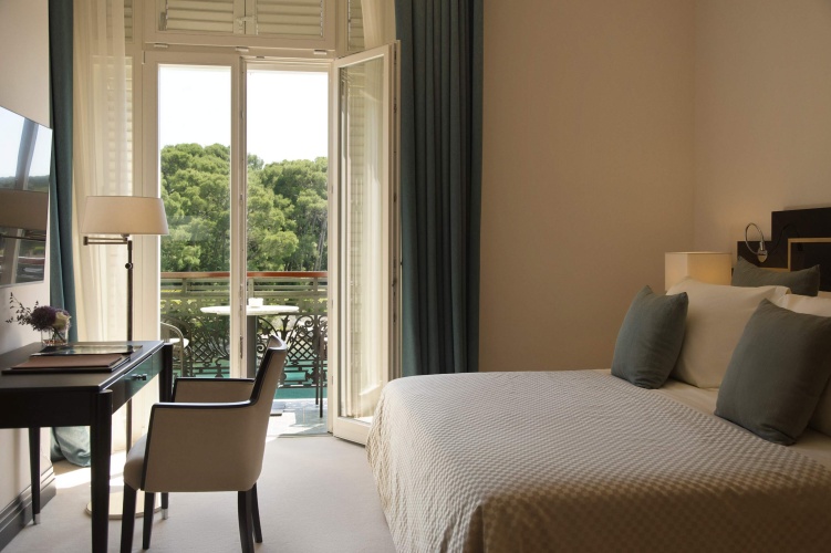 Augusta Double Suite
