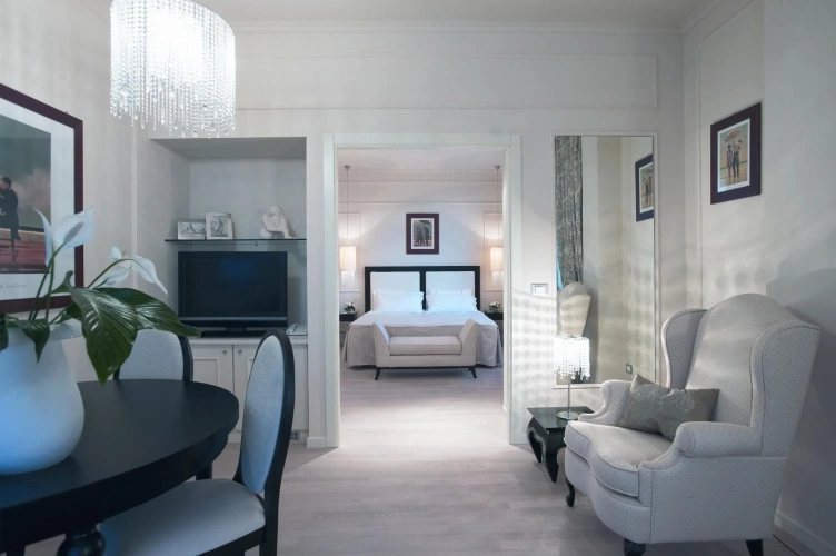 Double Suite