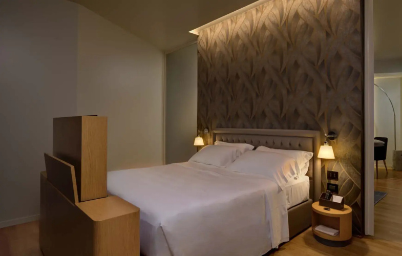 1 Bedroom Double Suite