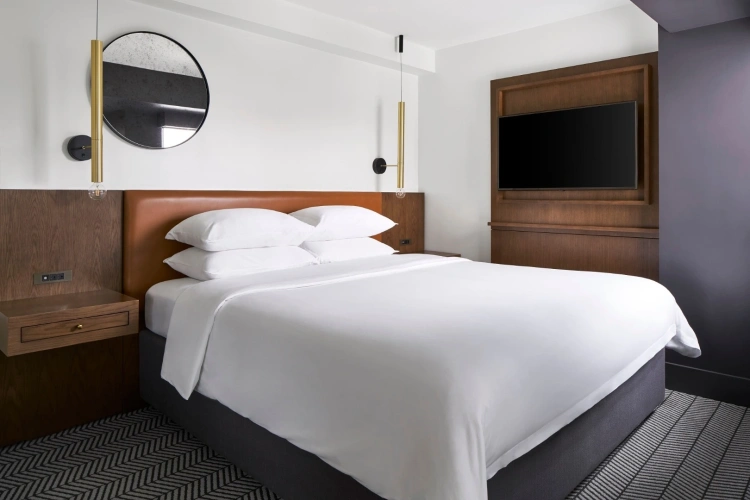 Double Foggy Bottom Jr. Suite