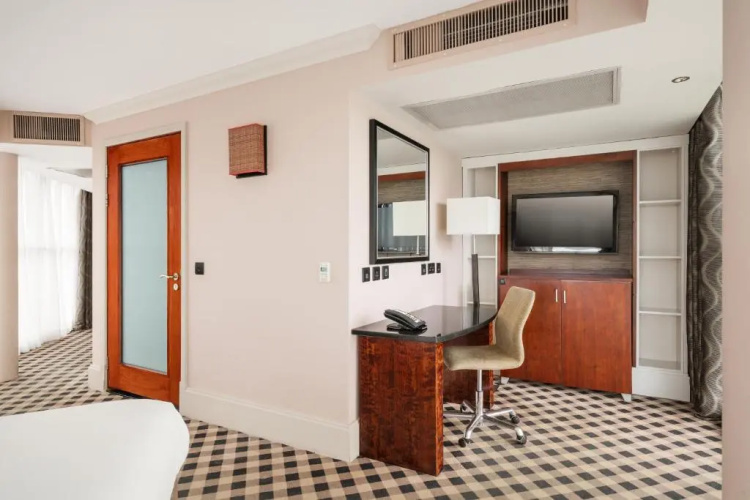 DoubleTree by Hilton Newcastle International Airport photo 13