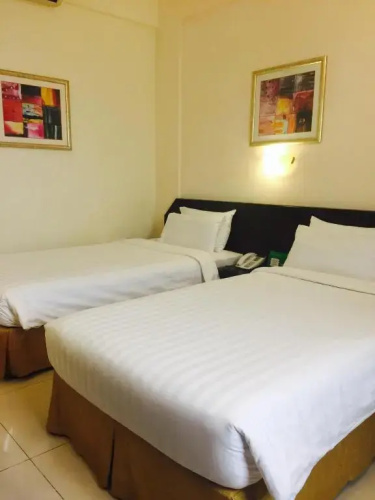 Hotel Al Madinah Holiday