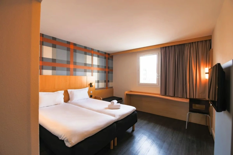 Twin room