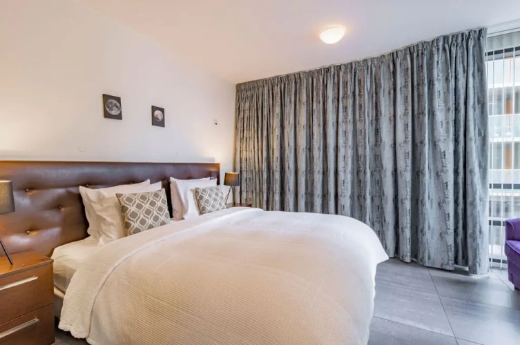 2 Bedrooms Standard Suite