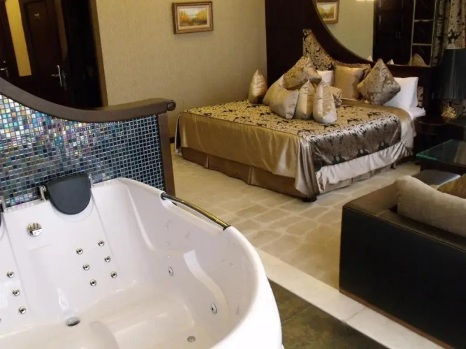 Deluxe with Jacuzzi Double room