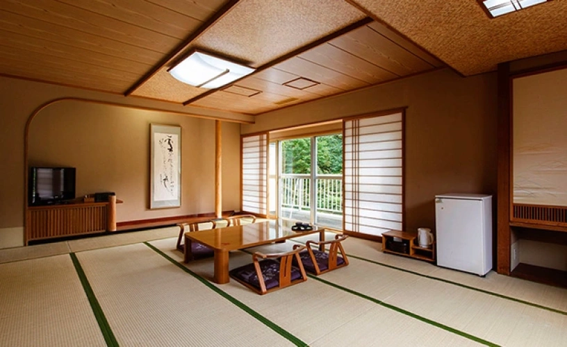 Japanese-style room