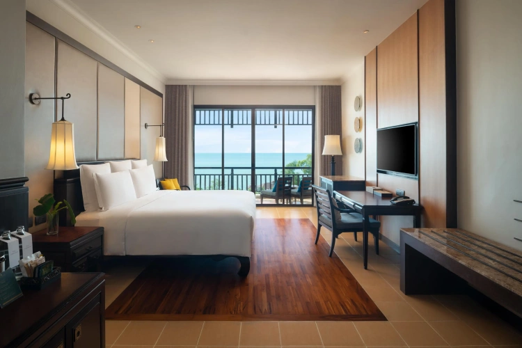 Classic Double room with balcony and with garden view