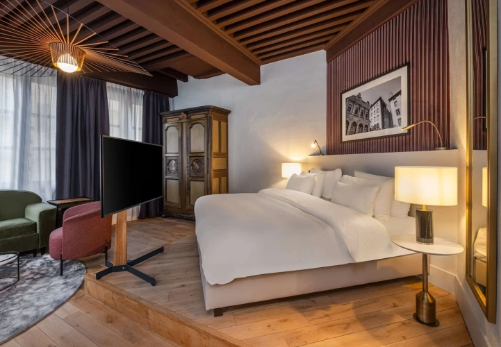 Junior Suite