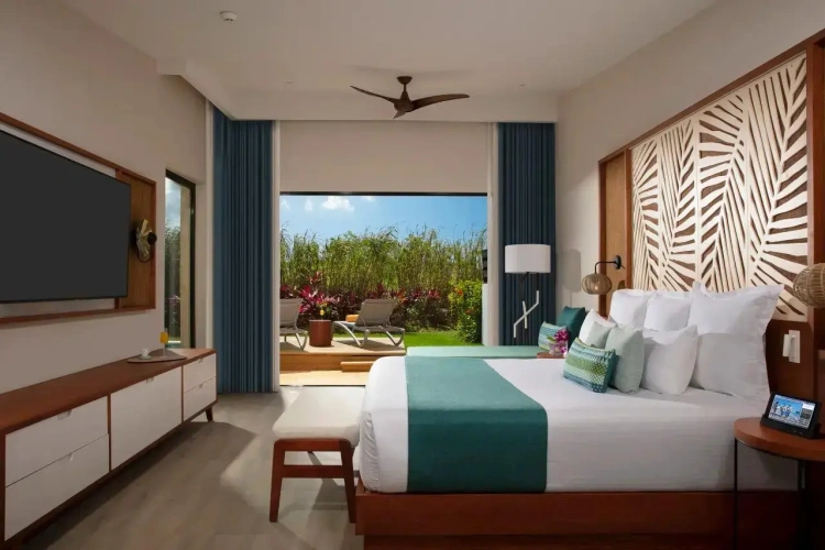 2 Bedrooms Preferred Club Villa with Pool