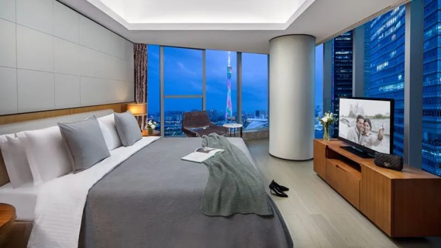 3 Bedrooms Executive Apartment with Canton Tower view