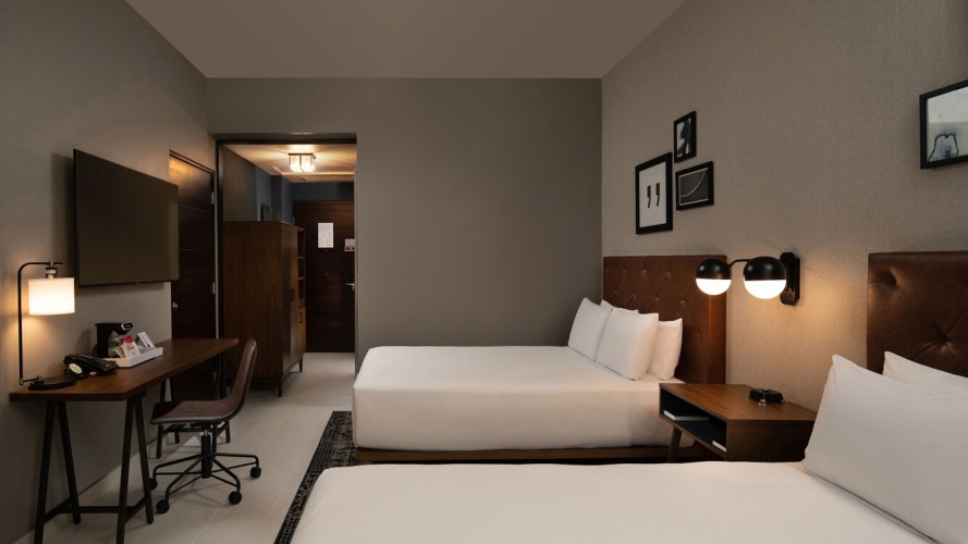 Traditional Twin room