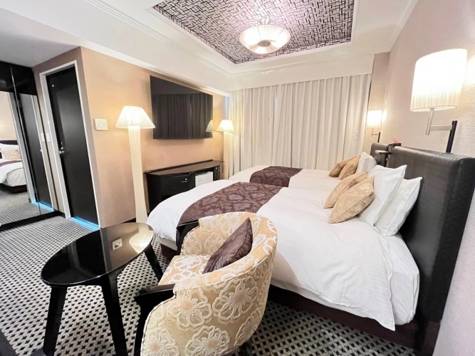 Double Suite