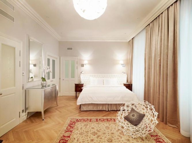 Double Master Suite