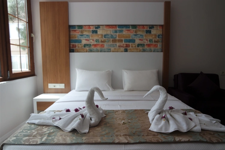 2 Bedrooms Apartment