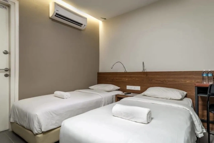 Standard No Window Twin room