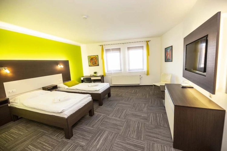 Quadruple room