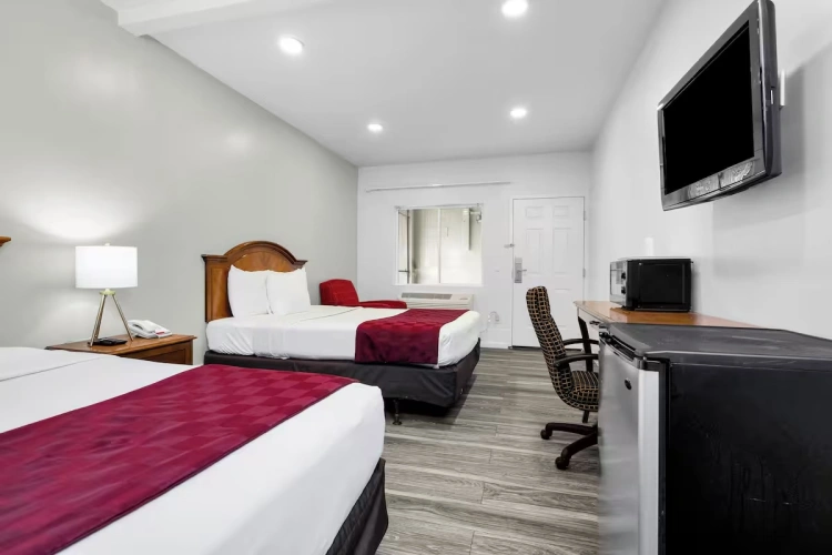 Twin room