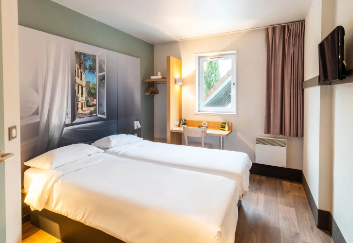 Twin room