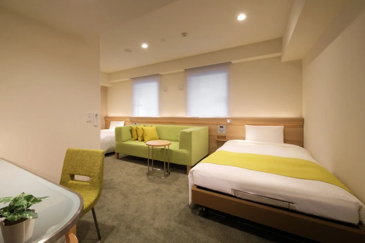 Universal Twin room
