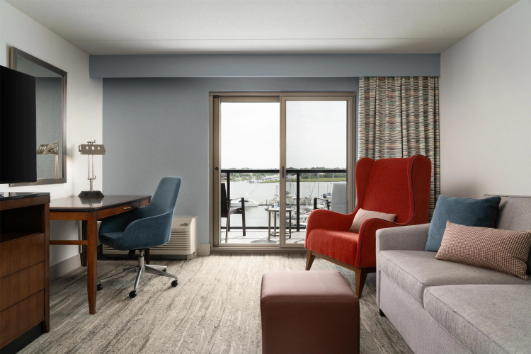Hilton Garden Inn Charleston Waterfront/Downtown photo 9