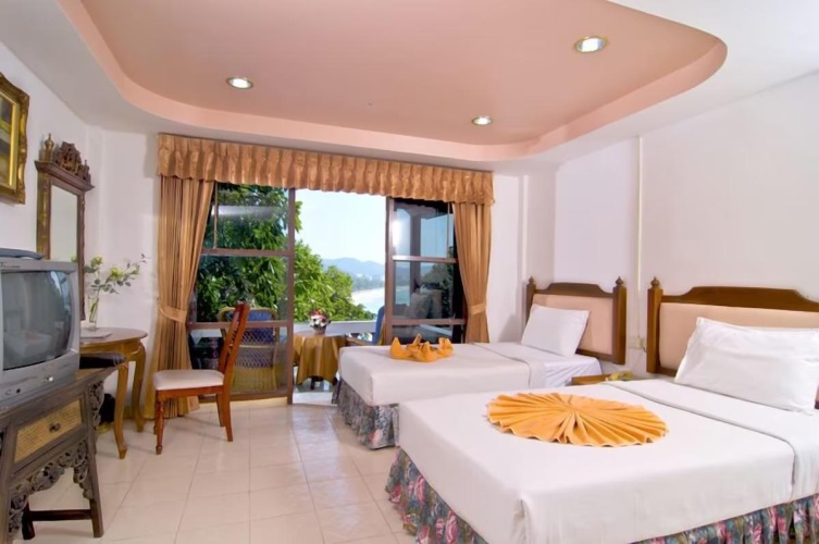 Standard Twin room