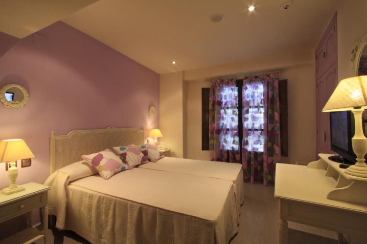 Twin Complimentary Spa Access room