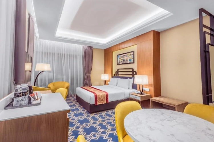 Double Palace Suite