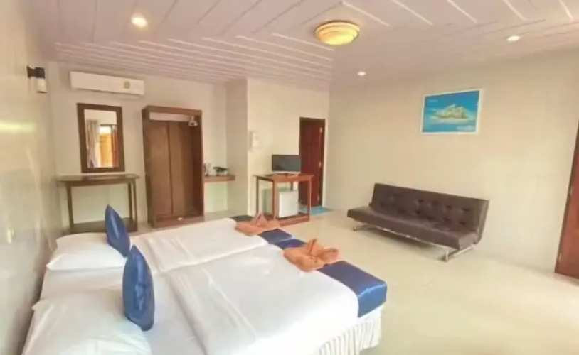 Twin room