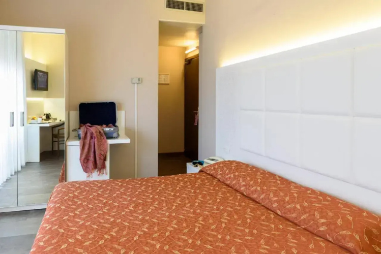 Primavera Hotel