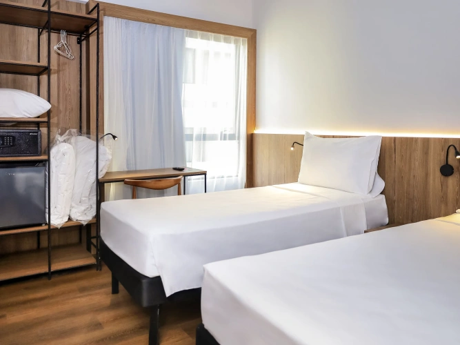 Twin room