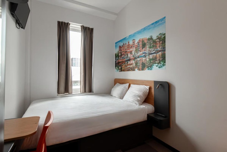 Small Double room