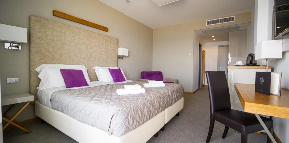 Deluxe Double room with sea view