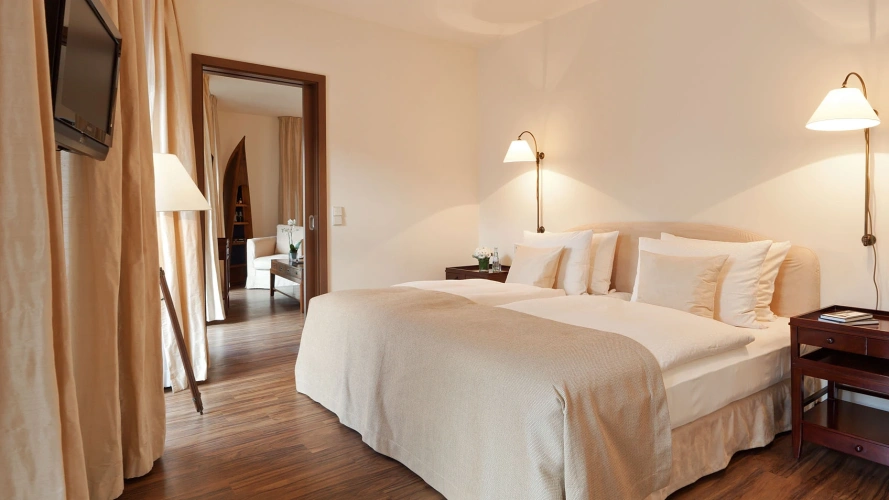 Water Side Suite
