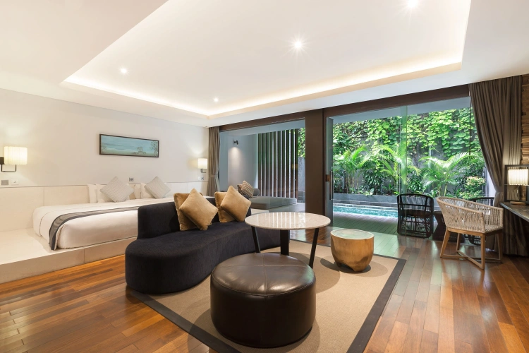 Pool Double Suite