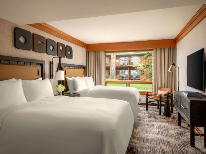 Fireplace Twin Junior Suite with bay view