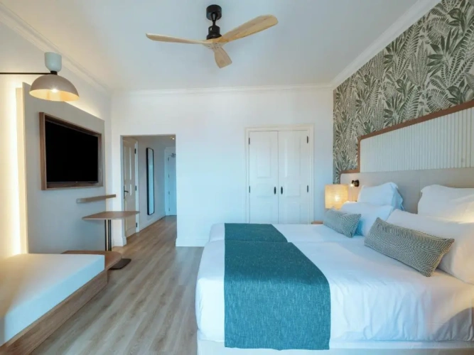 Double room with ocean view