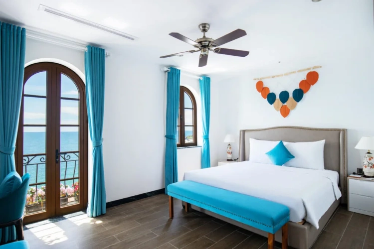 Riva Double room with balcony and with ocean view