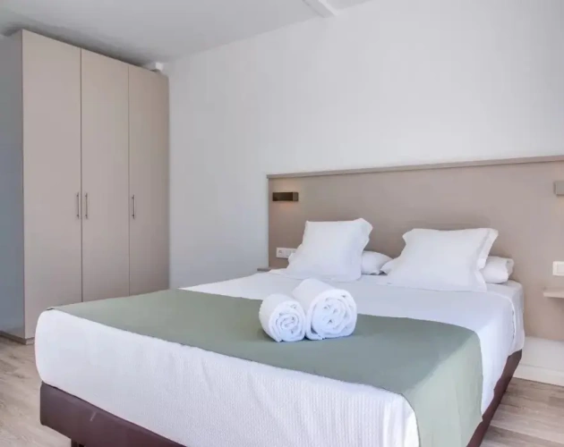 1 Bedroom Double Apartment