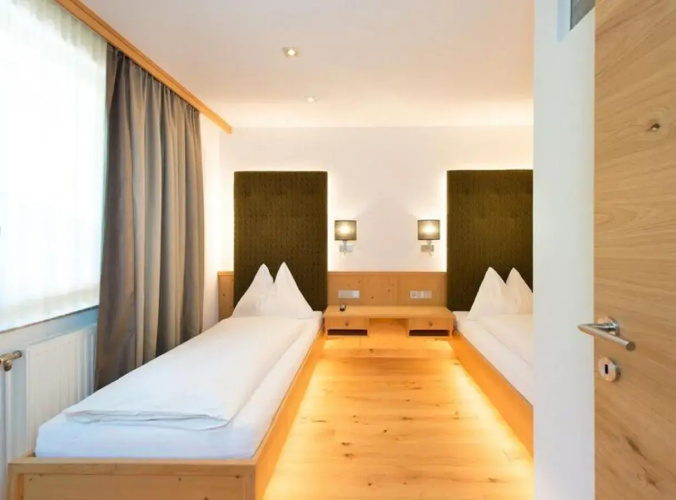Hotel Alpina