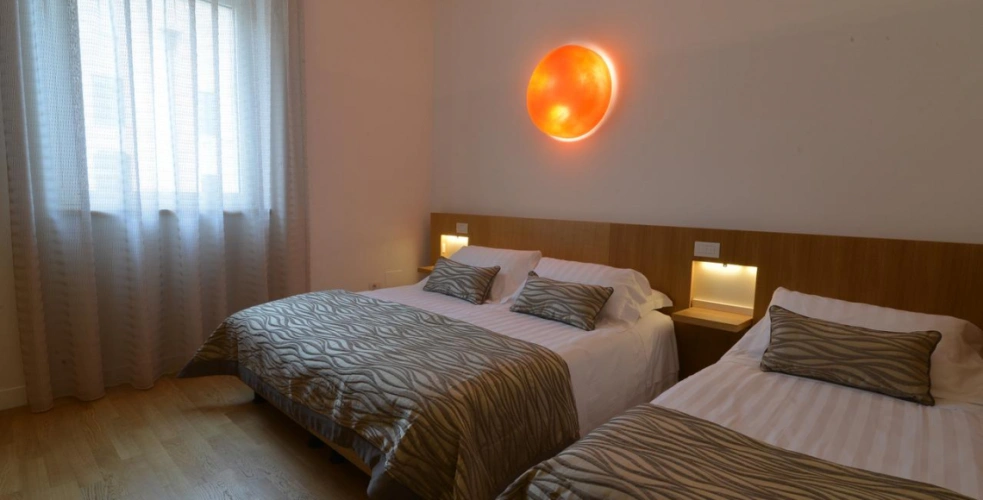 Triple room with city view