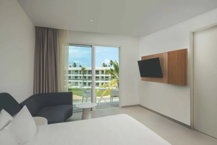 Standard Double room Pool View