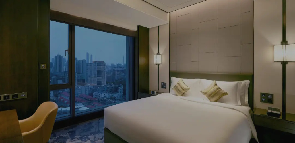 2 Bedrooms Deluxe Suite