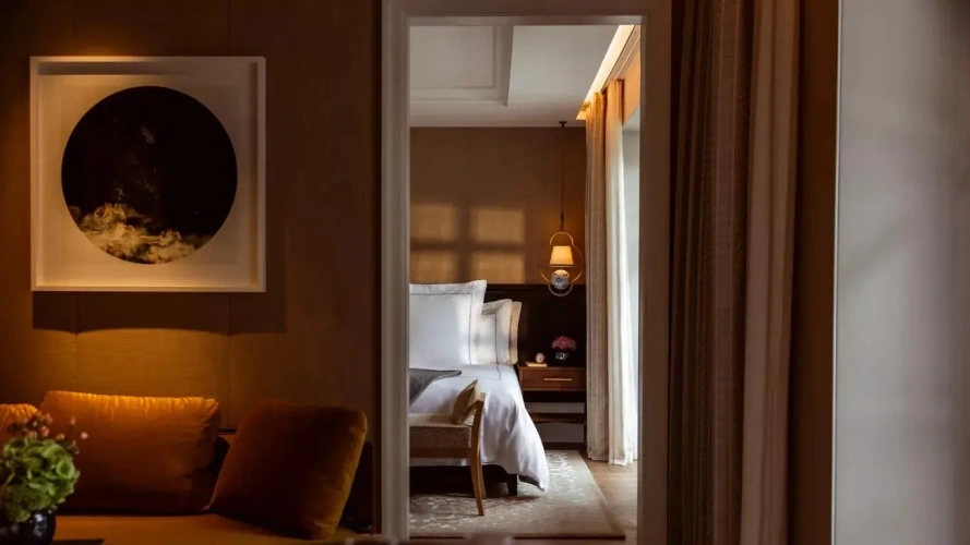 2 Bedrooms Suite Lake View