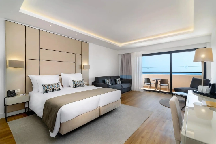 Deluxe Twin room with Panoramic sea view