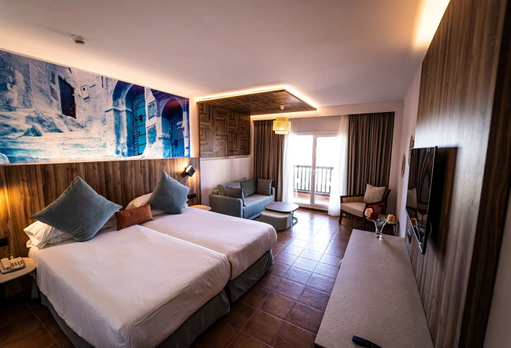 Superior Twin room with pool view